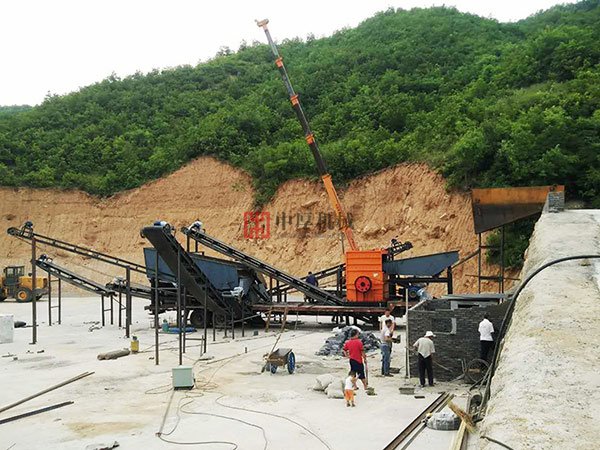 移動方箱式破碎機(jī)